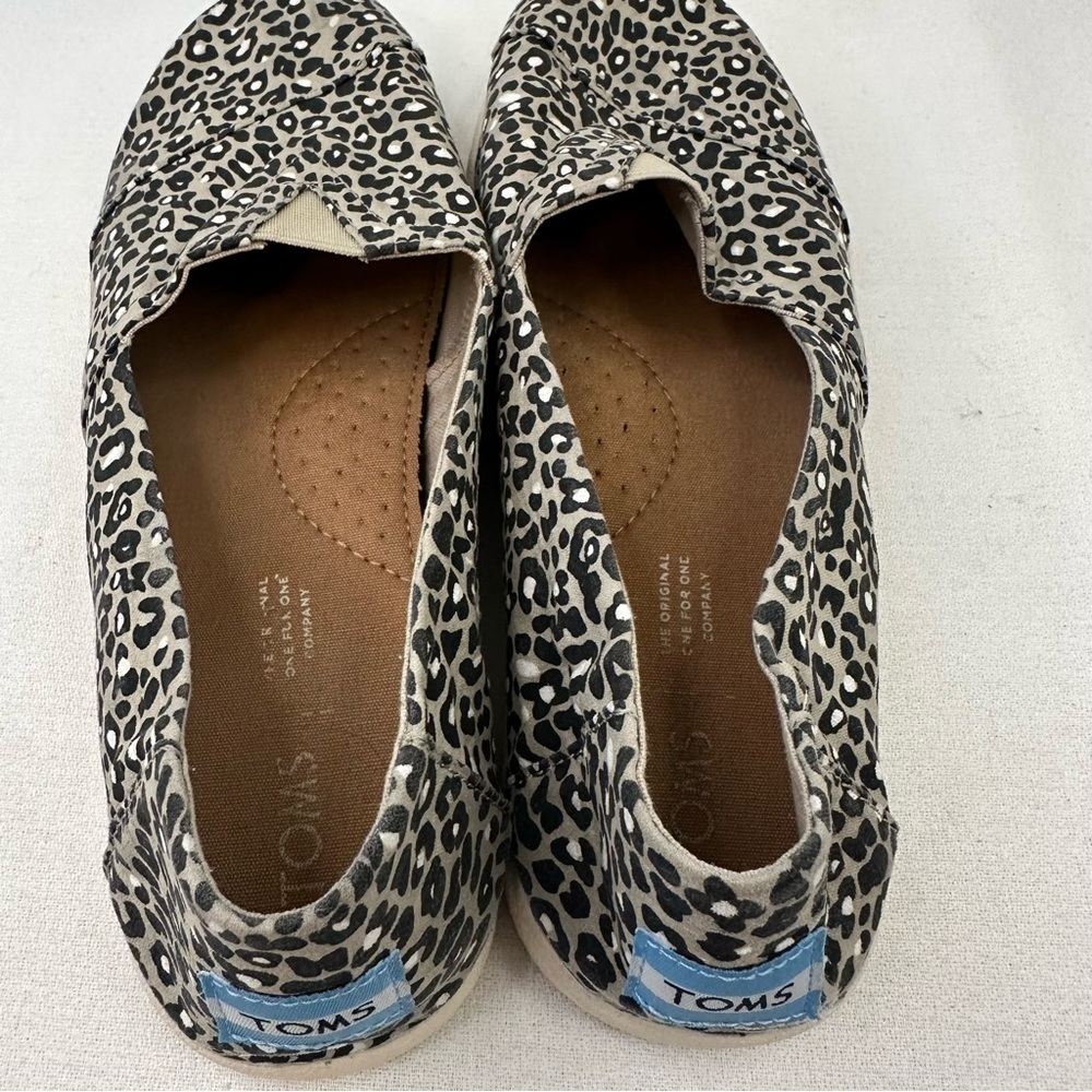 Toms Avalon Leopard Print Canvas Slip On Shoe 9 B… - image 8